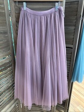 Bluivy Mauve Tulle Midi Skirt